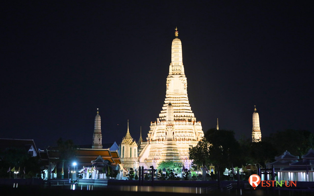 ล่องเรือดินเนอร์ชมความสวยงามขอแม่น้ำเจ้าพระยา